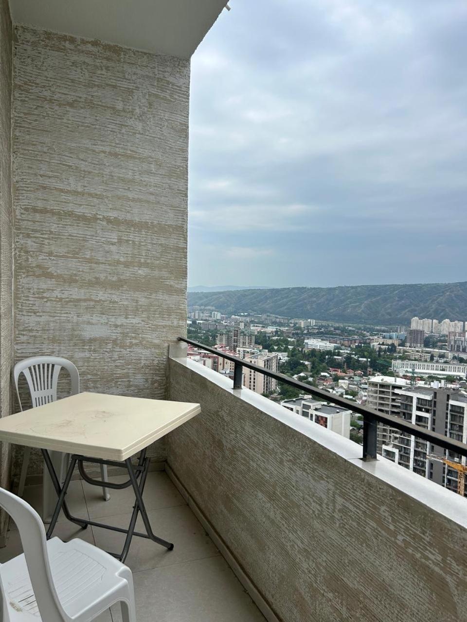 Vazi Aparthotel Tiflis Dış mekan fotoğraf